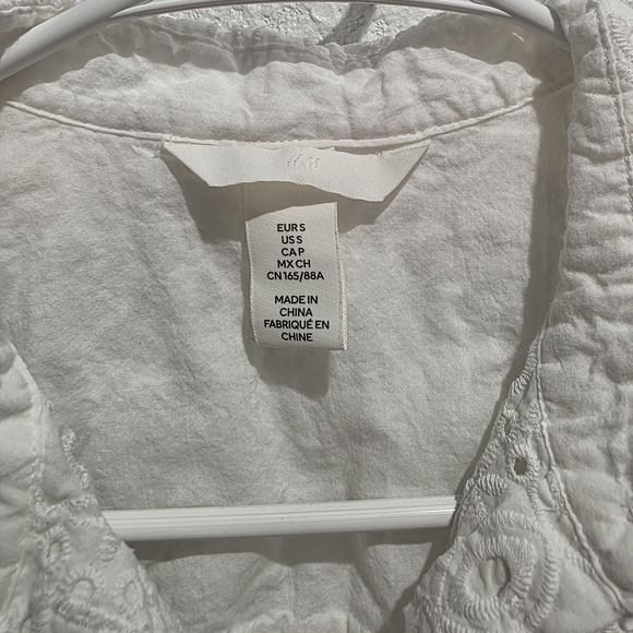 H&M Tops - White Eyelet Button Down Blouse
